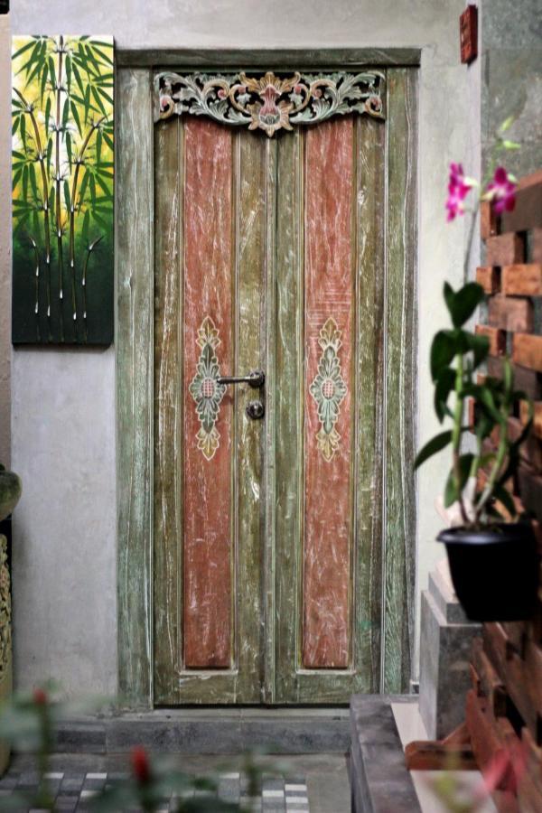 Sari House Ubud - Balinese Style Homestay エクステリア 写真