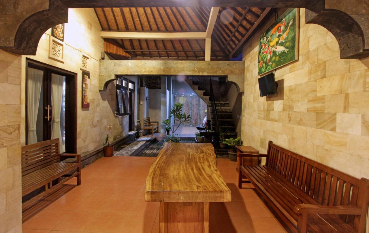 Sari House Ubud - Balinese Style Homestay エクステリア 写真